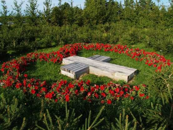 Centre of the Father's Heart Labyrinth in September 2007